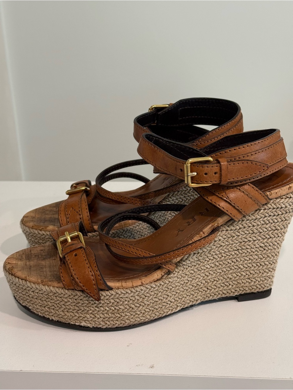 VINTAGE Burberry Luggage Brown Leather Woven Wedge Sandals size 9M 40 4” Heel